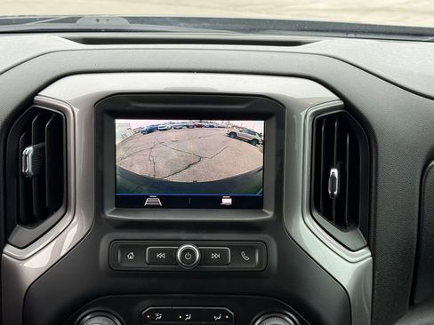 Used 2021 Chevrolet Silverado 1500 Custom image 34