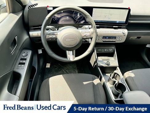 Used 2024 Hyundai Kona SEL w/ Convenience Package image 22