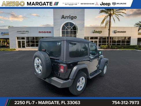 Used 2021 Jeep Wrangler Sport AWD/4WD image 6