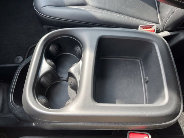 Used 2025 Chrysler Pacifica Select FWD image 26