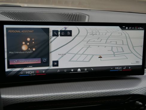 Used 2025 BMW 430i xDrive w/ Premium Package image 23