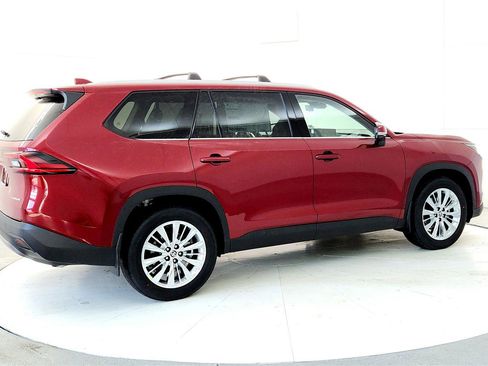 New 2026 Toyota Grand Highlander Platinum image 6