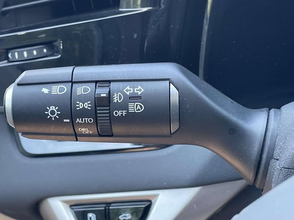 Used 2024 Lexus RX 350 Premium w/ Accessory Package (Z1) AWD/4WD image 29