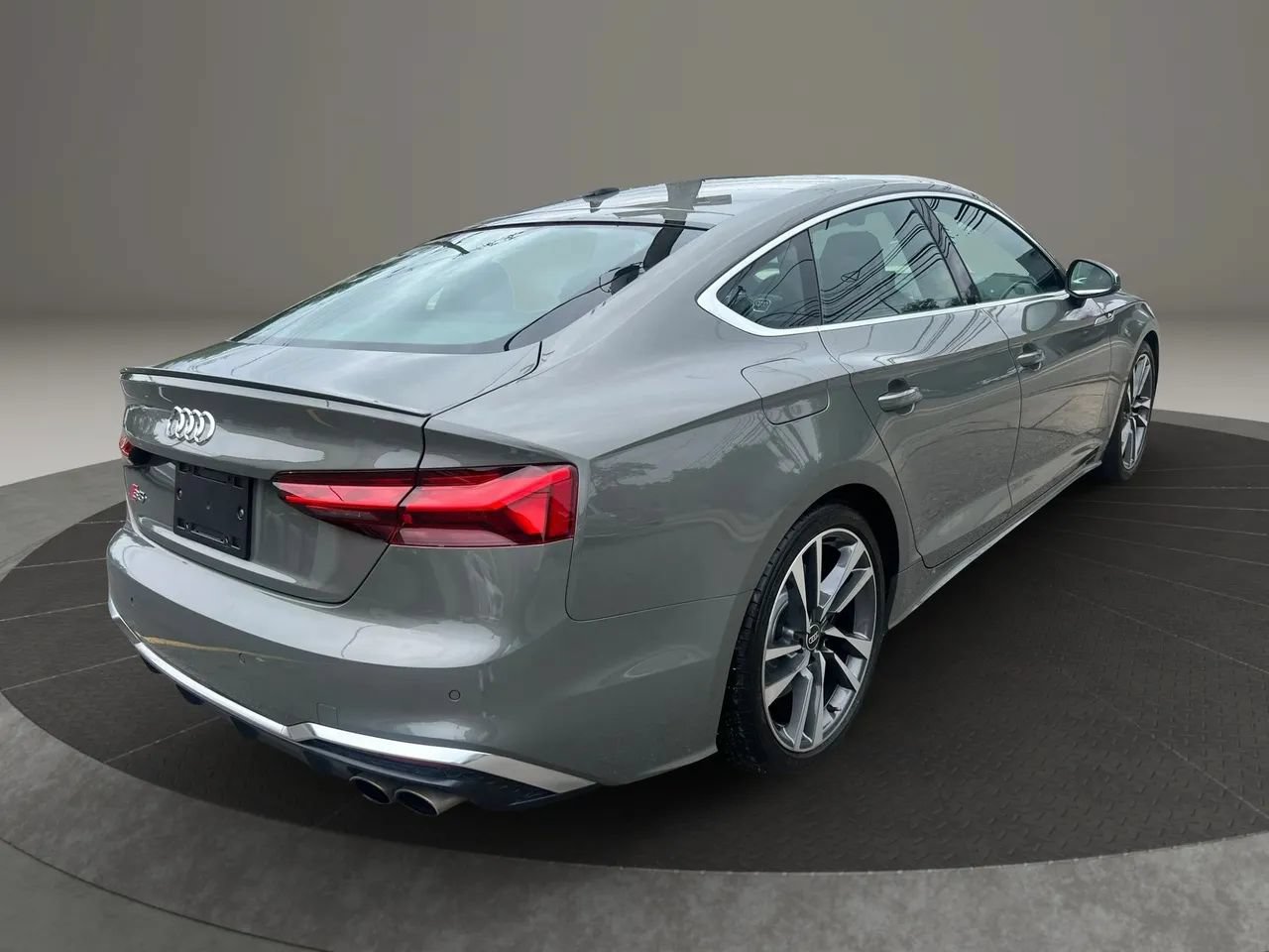 Used 2023 Audi S5 Premium Plus w/ Premium Plus Package AWD/4WD image 5