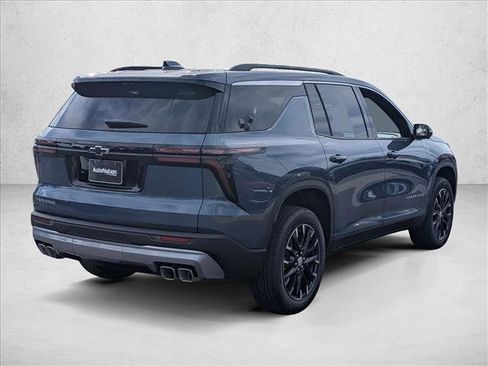 New 2026 Chevrolet Traverse LT w/ Sun and Wheel Package image 2