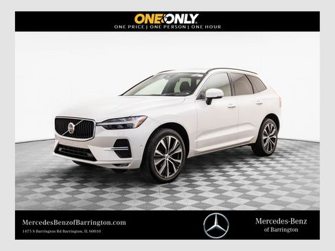 Used 2022 Volvo XC60 B5 Momentum w/ Advanced Package image 1