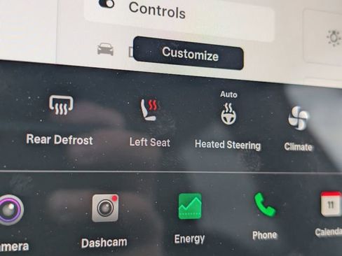 Used 2023 Tesla Model Y Long Range image 17