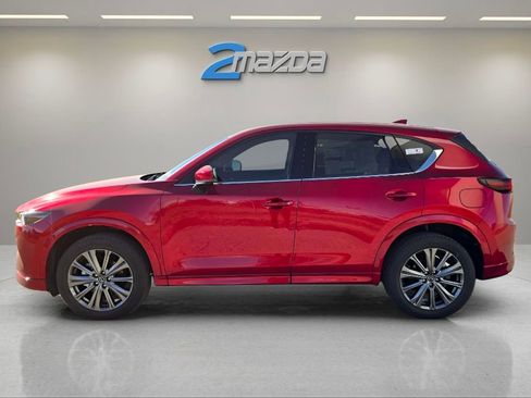New 2025 MAZDA CX-5 Signature image 2