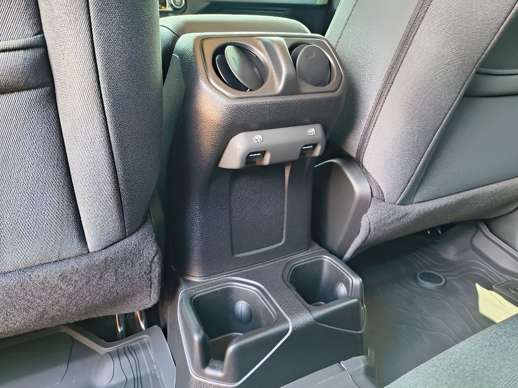 Used 2024 Jeep Gladiator Sport AWD/4WD image 26