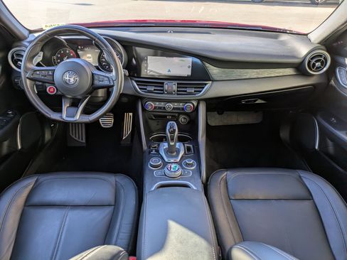 Used 2022 Alfa Romeo Giulia Sprint image 19