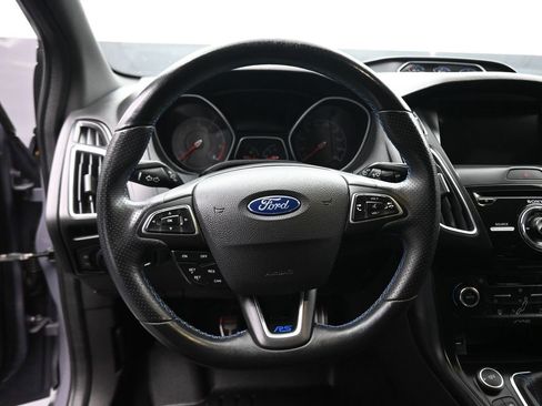 Used 2017 Ford Focus RS image 14