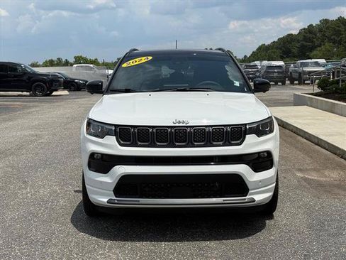 Used 2024 Jeep Compass Limited w/ Driver Assist Group I AWD/4WD image 8