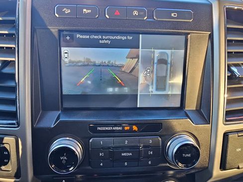 Used 2017 Ford F150 Lariat w/ Equipment Group 502A Luxury image 24