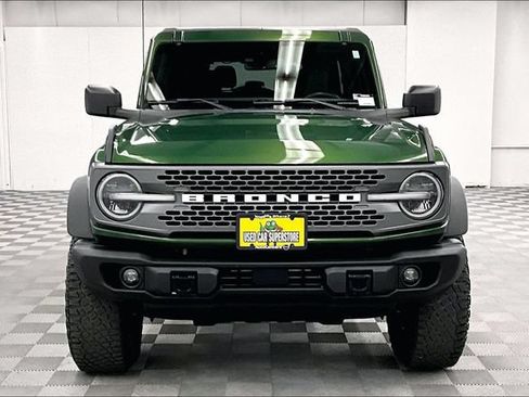 Used 2023 Ford Bronco Badlands w/ Sasquatch Package AWD/4WD image 4