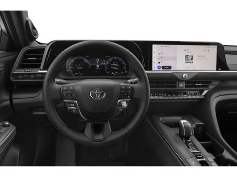 Used 2023 Toyota Crown AWD/4WD image 7