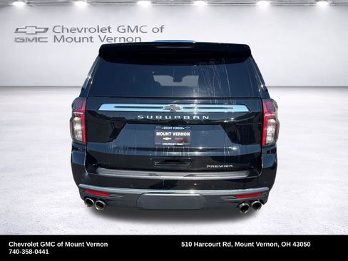 Used 2023 Chevrolet Suburban Premier AWD/4WD image 4