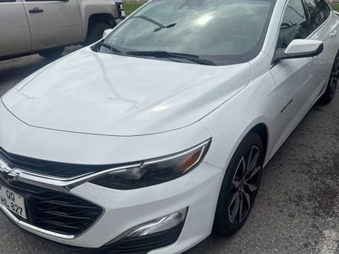 Used 2023 Chevrolet Malibu RS FWD image 1