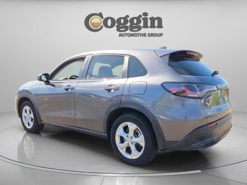 Certified 2024 Honda HR-V LX image 3