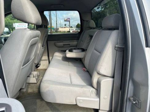 Used 2010 GMC Sierra 1500 SLE w/ Power Pack Plus AWD/4WD image 8