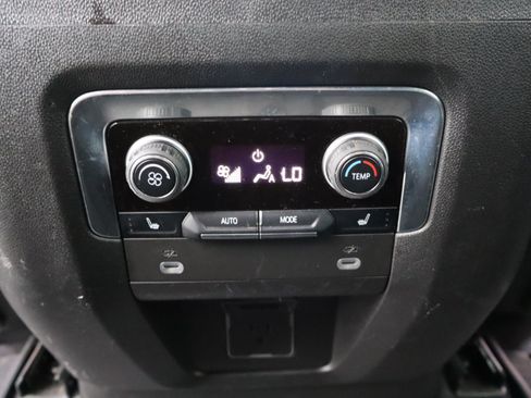 Used 2023 Chevrolet Tahoe Premier w/ Premium Package 2 AWD/4WD image 33