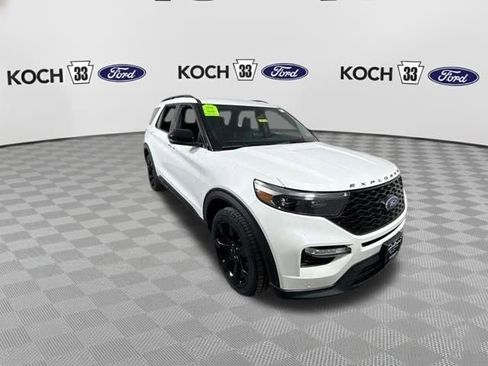 Used 2024 Ford Explorer ST w/ Equipment Group 401A image 2