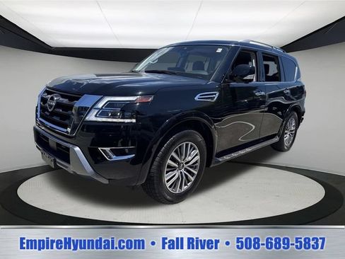 Used 2024 Nissan Armada SL w/ Captain's Chairs Package AWD/4WD image 1