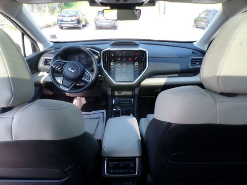 Used 2025 Subaru Ascent Limited AWD/4WD image 12