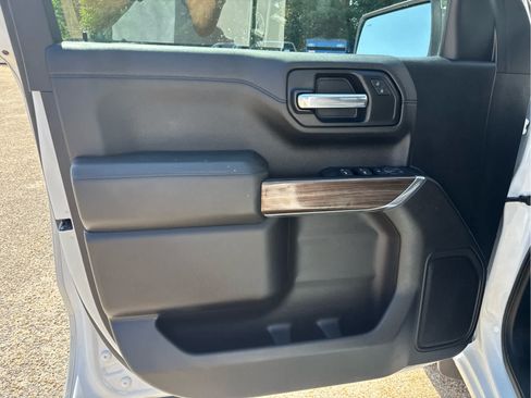 Used 2020 Chevrolet Silverado 1500 LT w/ All-Star Edition AWD/4WD image 19