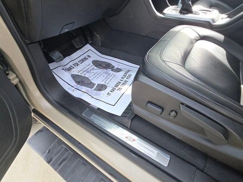 Used 2022 Chevrolet Colorado ZR2 image 21