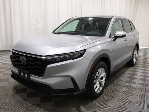 Used 2024 Honda CR-V LX image 32