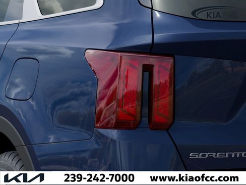 New 2026 Kia Sorento S FWD image 11