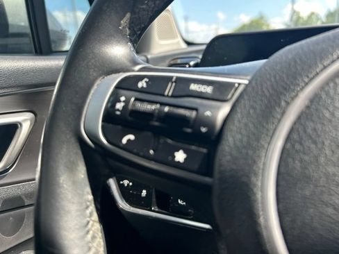 Used 2023 Kia Sportage EX FWD image 19