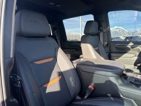 Used 2024 GMC Sierra 3500 AT4 w/ AT4 Premium Plus Package image 18