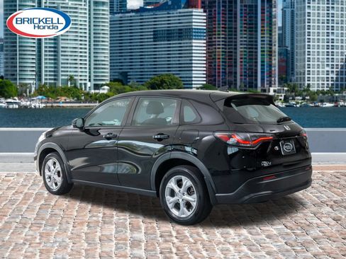 Certified 2024 Honda HR-V LX image 4