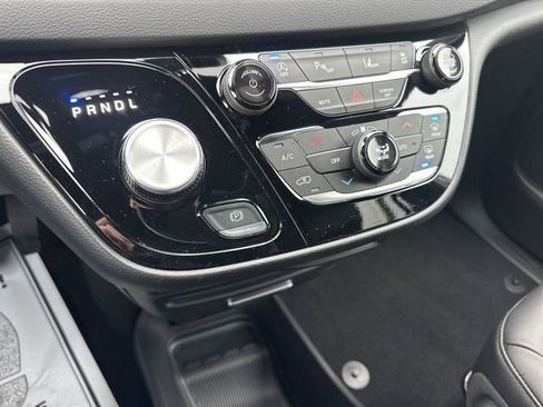 New 2026 Chrysler Voyager LX image 48