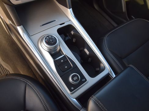 Certified 2023 Ford Explorer XLT w/ Equipment Group 202A image 16