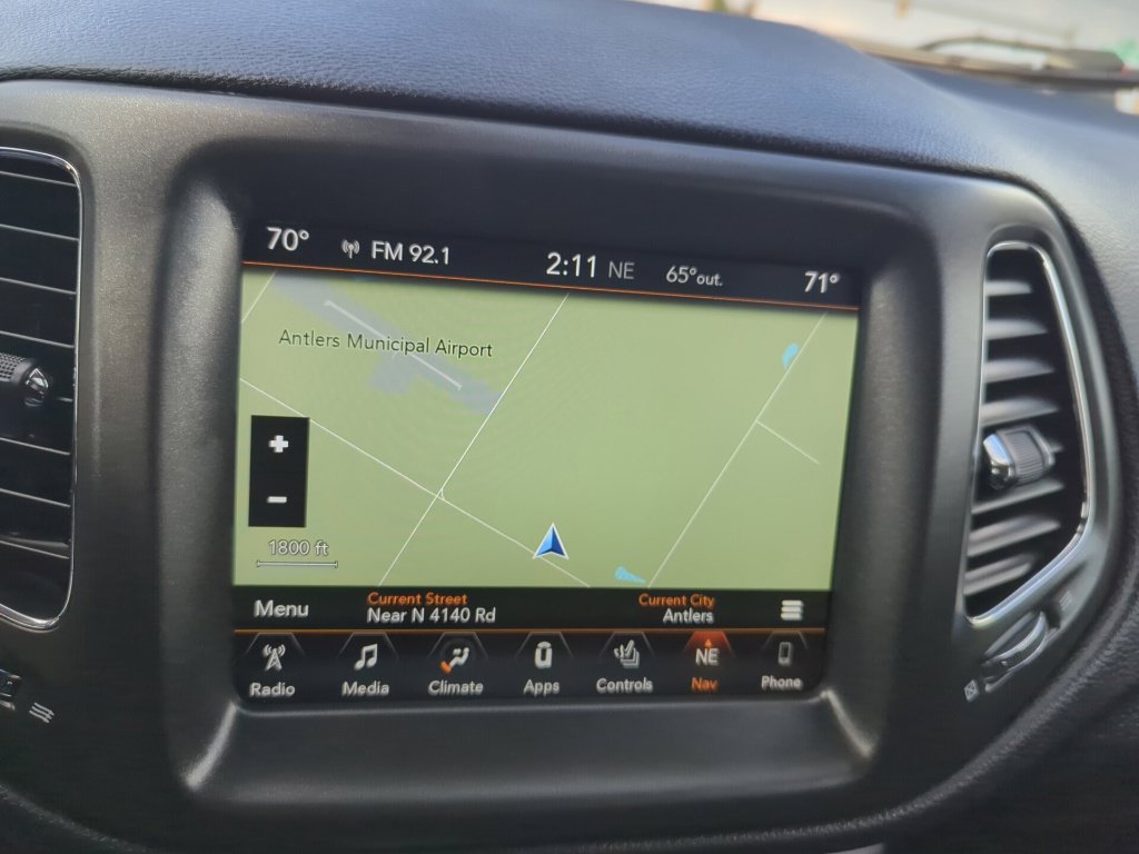 Used 2017 Jeep Compass Trailhawk w/ Leather Interior Group AWD/4WD image 19