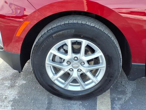 Used 2024 Chevrolet Equinox LT w/ LPO, Floor Liner Package image 31