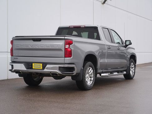Used 2023 Chevrolet Silverado 1500 LT image 3
