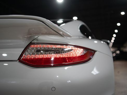 Used 2013 Porsche 911 Turbo S image 30