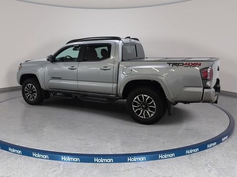 Certified 2022 Toyota Tacoma TRD Sport w/ Black Out Package (TMS) AWD/4WD image 7