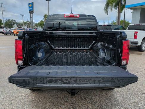 Used 2025 Chevrolet Colorado Trail Boss AWD/4WD image 13