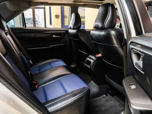 Used 2016 Toyota Camry SE FWD image 32