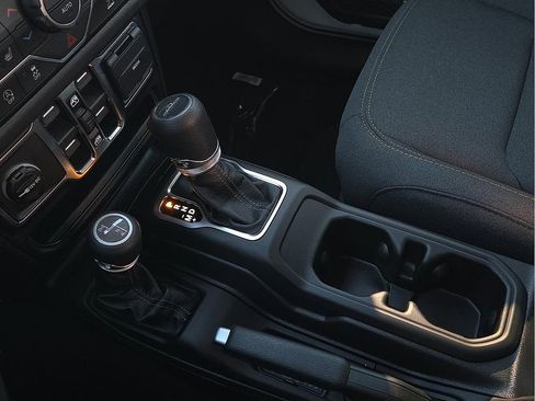 New 2026 Jeep Gladiator Sport image 20