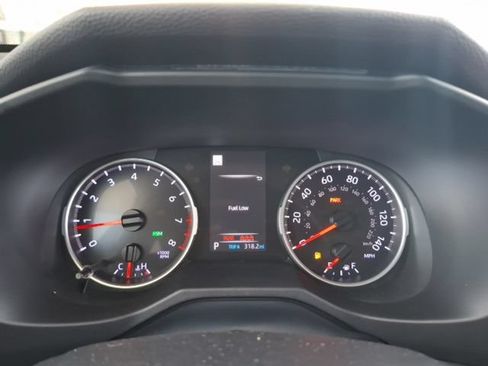 Used 2022 Toyota RAV4 XLE Premium FWD image 20