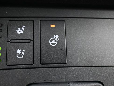 Used 2025 Lexus IS 300 w/ Premium Package image 26