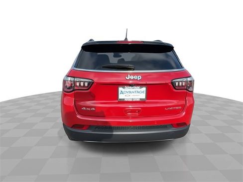 Used 2023 Jeep Compass Limited w/ Sun and Sound Group image 7