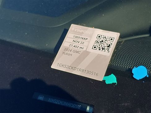 Used 2024 GMC Yukon AT4 w/ Technology Package image 25