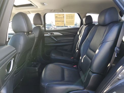 Used 2023 MAZDA CX-9 Touring image 10