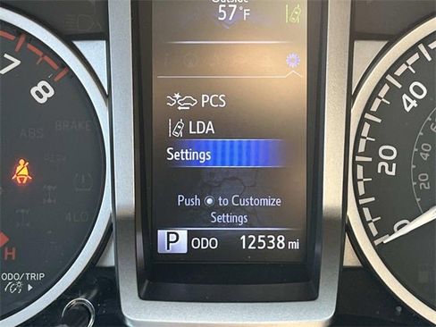 Used 2020 Toyota Tacoma Limited image 39